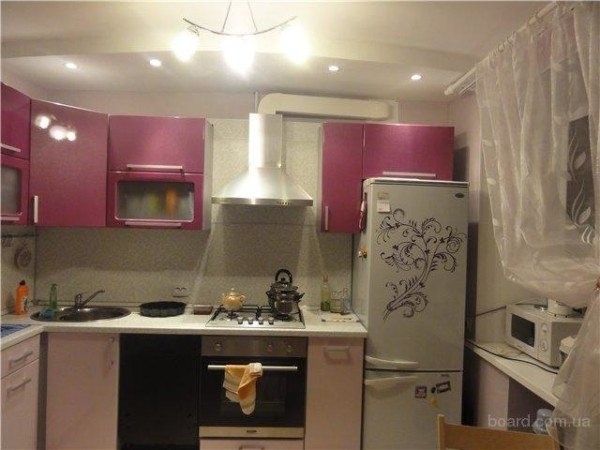 Вентиляционная вытяжка для кухонного помещения: как не ошибиться в выборе